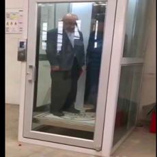 家用電梯（安全光幕、防壓觸板）